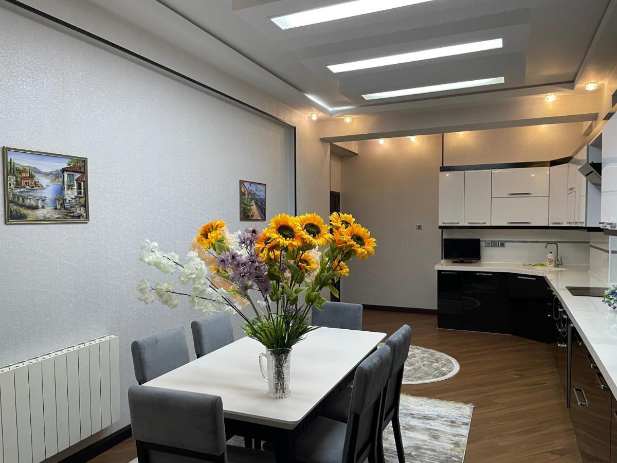Meqafun Sea View Apartment Baku Eksteriør bilde